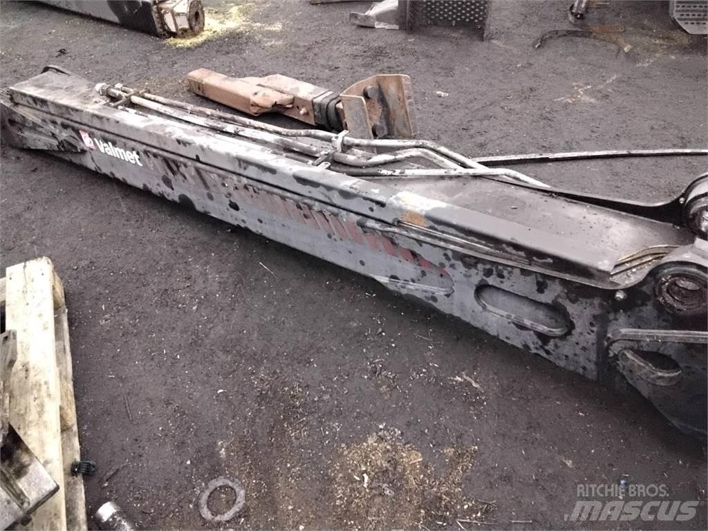 Valmet CRH22 Hasat vinçleri