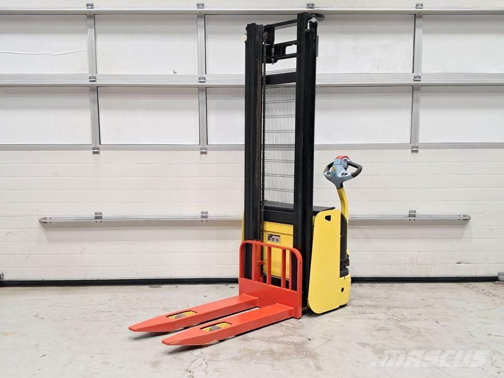 Hyster S1.0 AC Yaya kumandali istif makinasi
