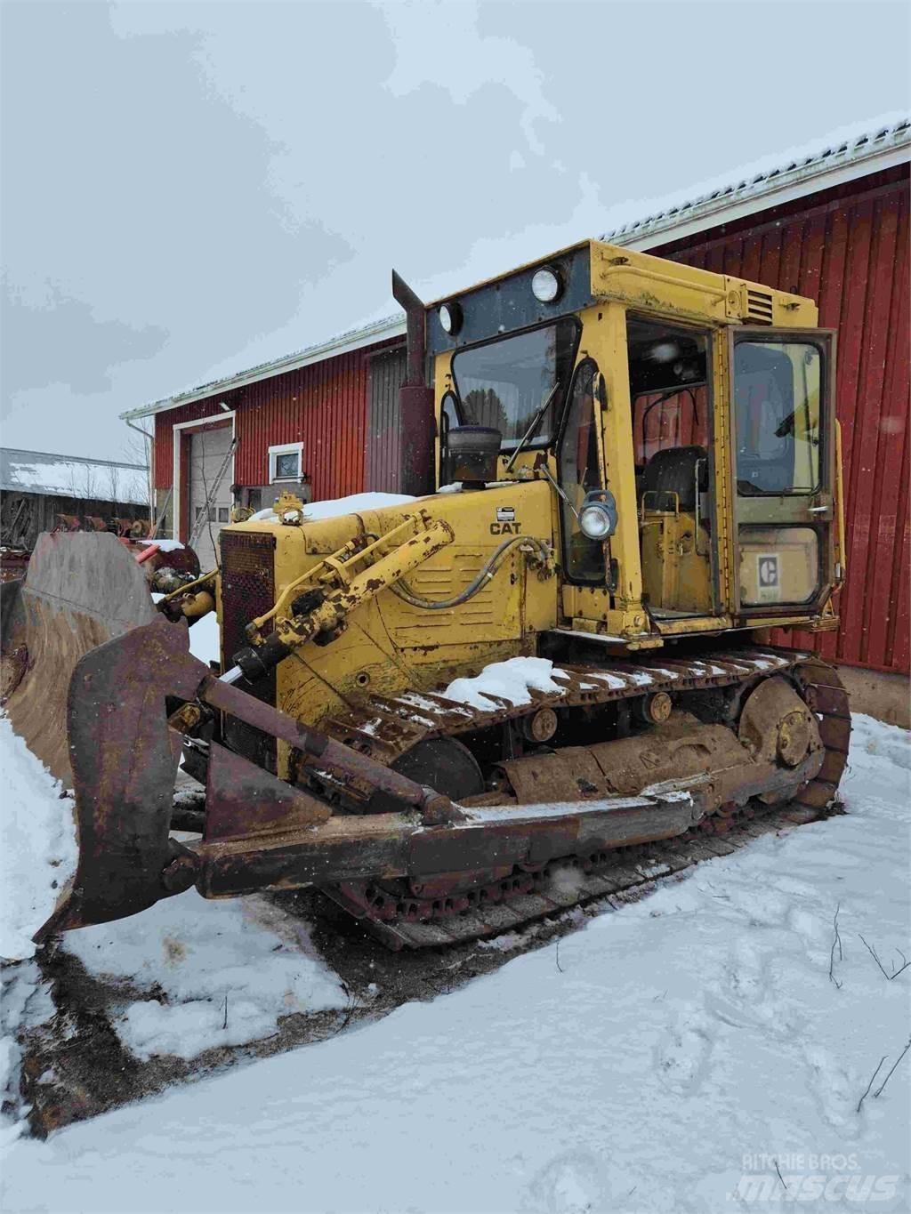 CAT D4E Paletli dozerler