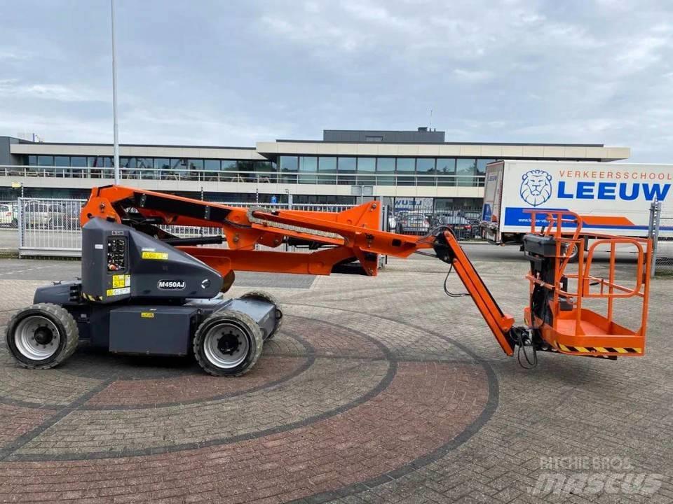 JLG M 450 AJ Körüklü personel platformları