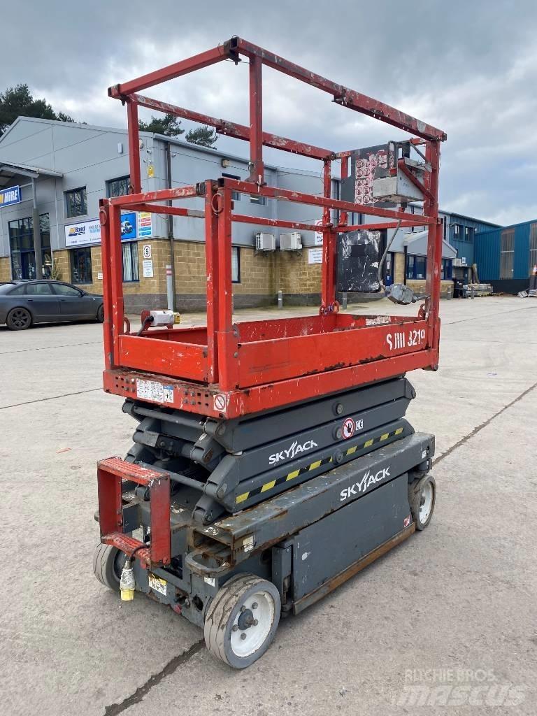SkyJack SJ 3219 Makasli platformlar