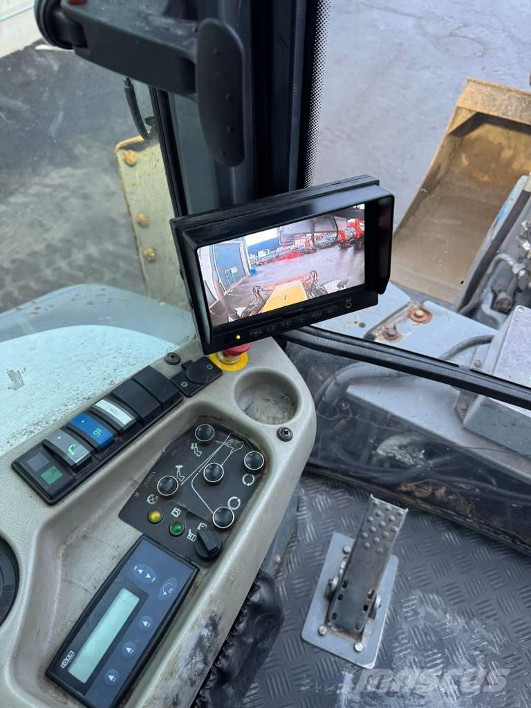 Lännen 8800 E Kazıcı yükleyiciler - beko loder