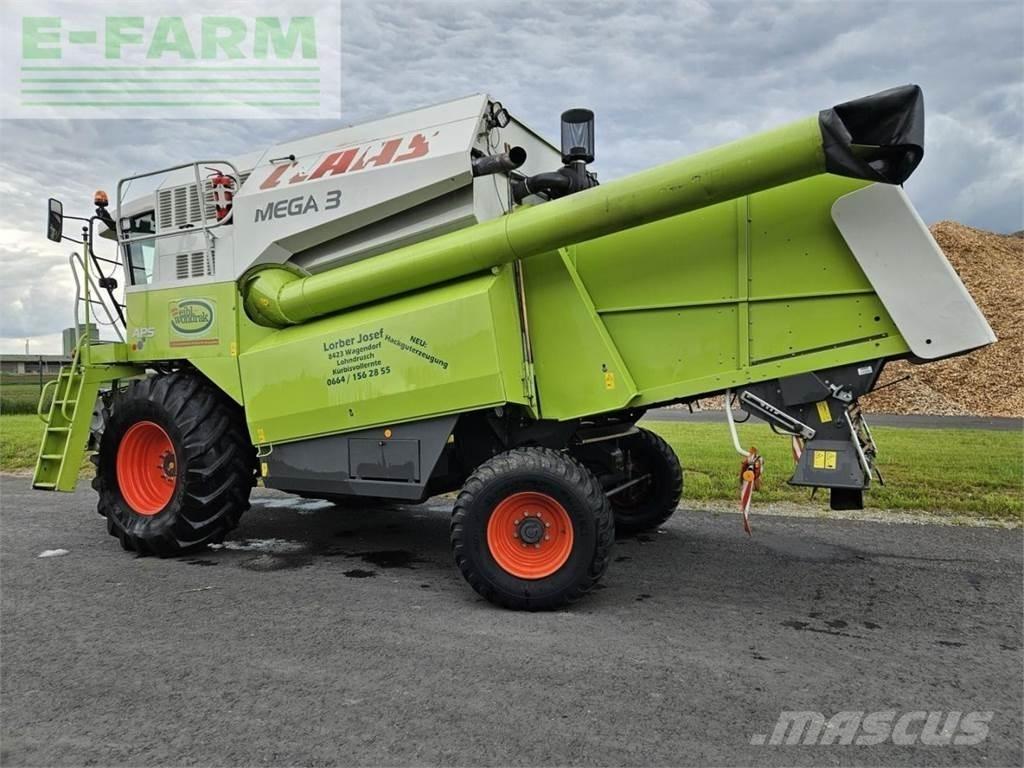 CLAAS Mega 370 Biçerdöverler