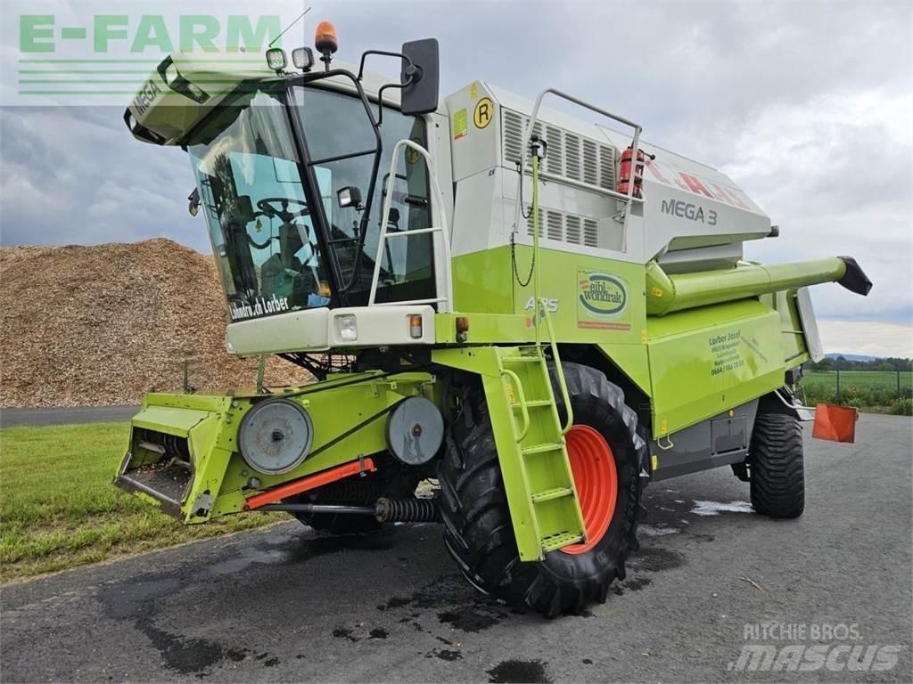 CLAAS Mega 370 Biçerdöverler
