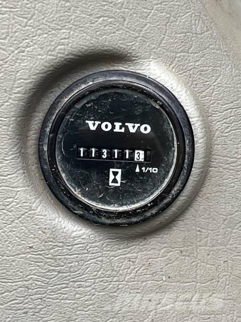 Volvo EC 220 D Paletli ekskavatörler