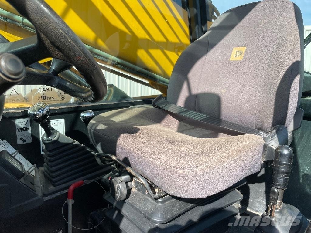 JCB 540-140 Hi Viz Teleskopik yükleyiciler