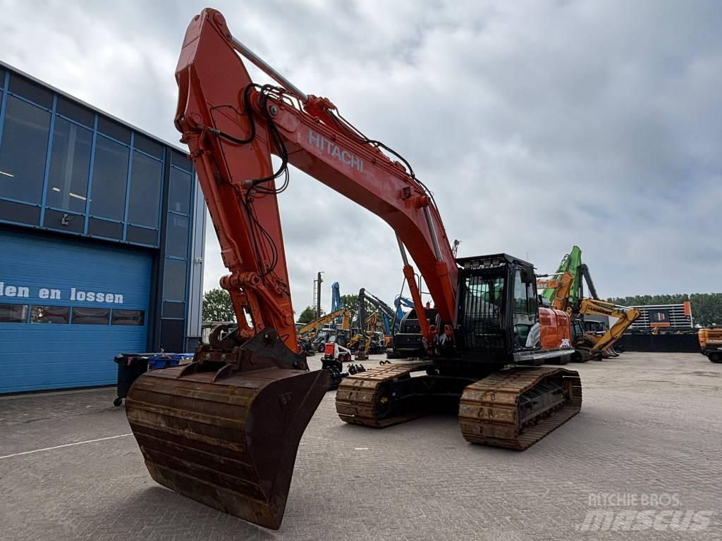 Hitachi ZX 350 LC-6 Paletli ekskavatörler
