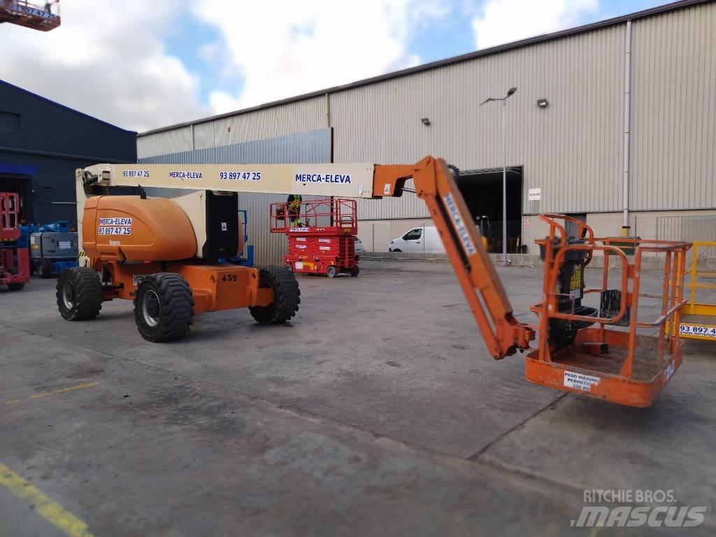 JLG 800 AJ Körüklü personel platformları