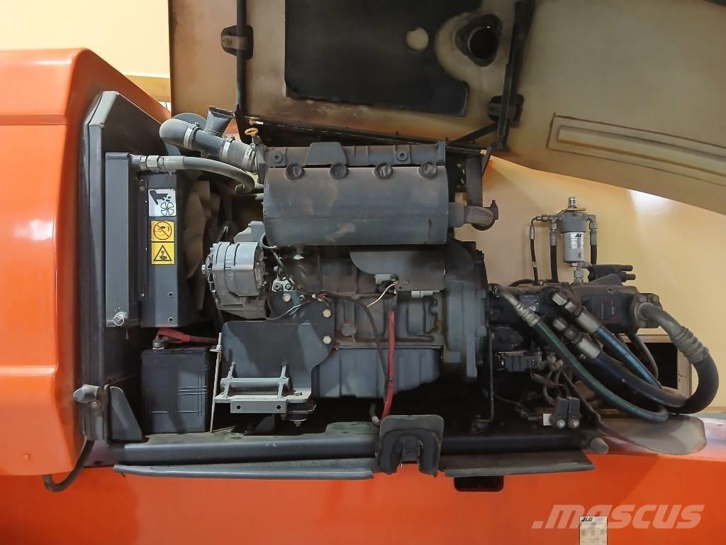 JLG 800 AJ Körüklü personel platformları