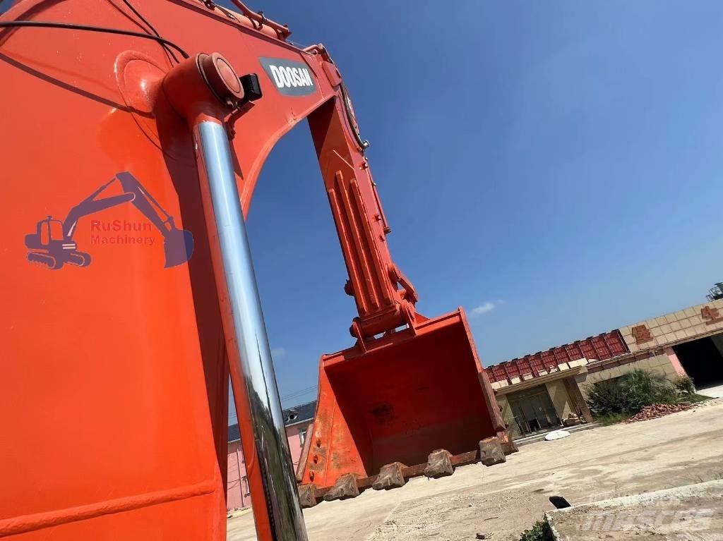 Doosan DH420 Paletli ekskavatörler