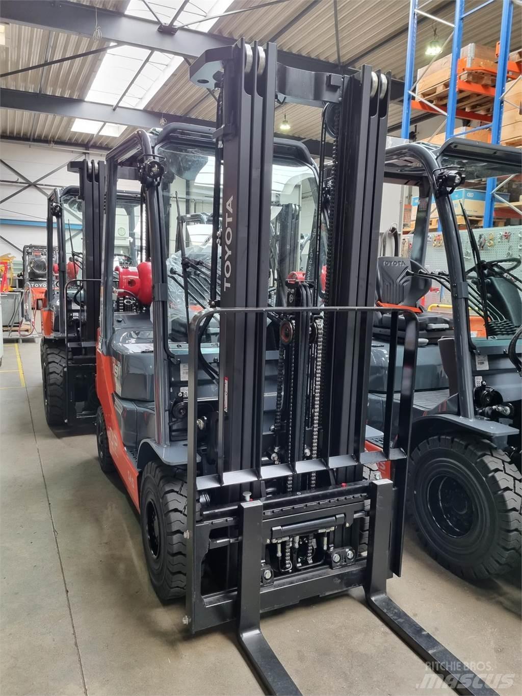 Toyota 02-8FGF18 LPG'li forkliftler