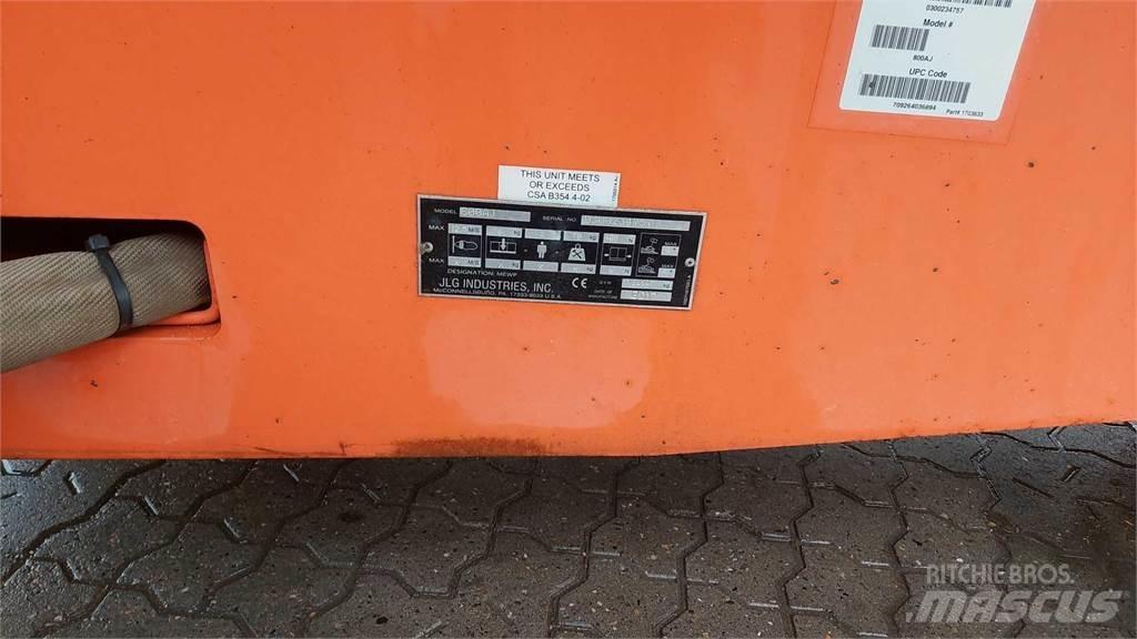 JLG 800AJ Körüklü personel platformları