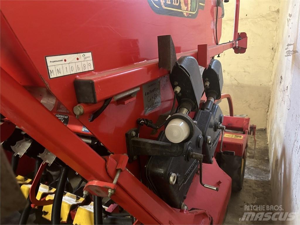 Väderstad Rapid400C Mibzerler