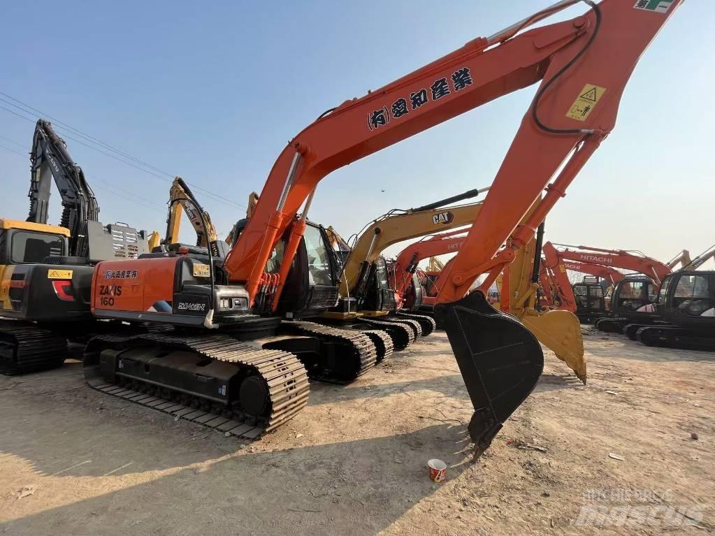 Hitachi ZX 160 Paletli ekskavatörler