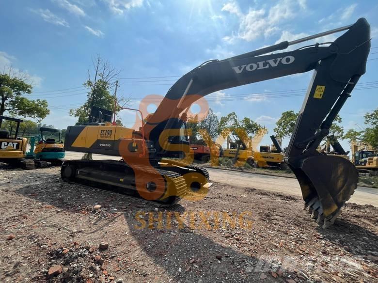 Volvo EC 290 B LC Paletli ekskavatörler