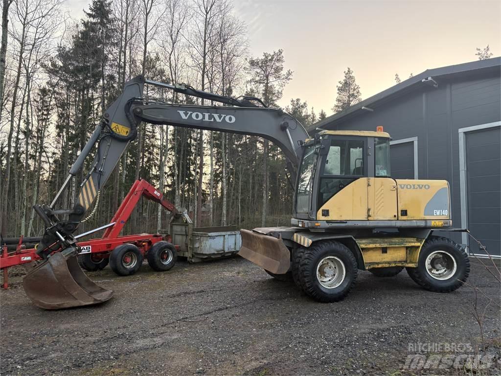 Volvo EW140 Lastik tekerli ekskavatörler
