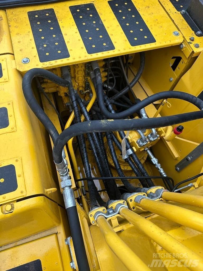 Komatsu PC 200-8 Paletli ekskavatörler