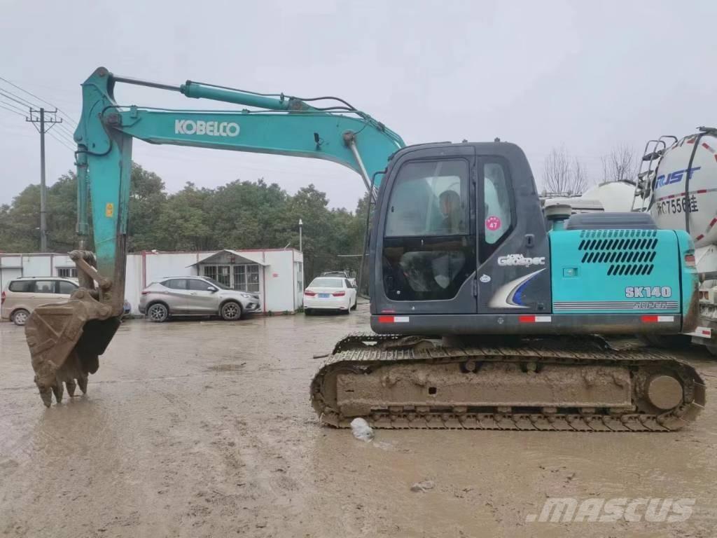 Kobelco SK 140 Paletli ekskavatörler