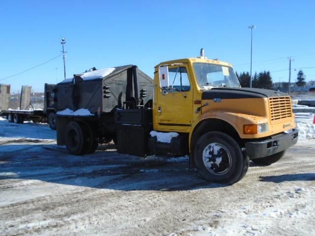International 4900 Transmikserler