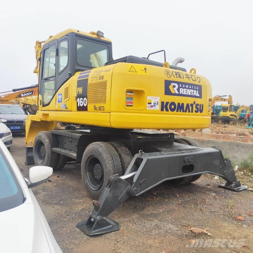 Komatsu PW160W-7 Lastik tekerli ekskavatörler