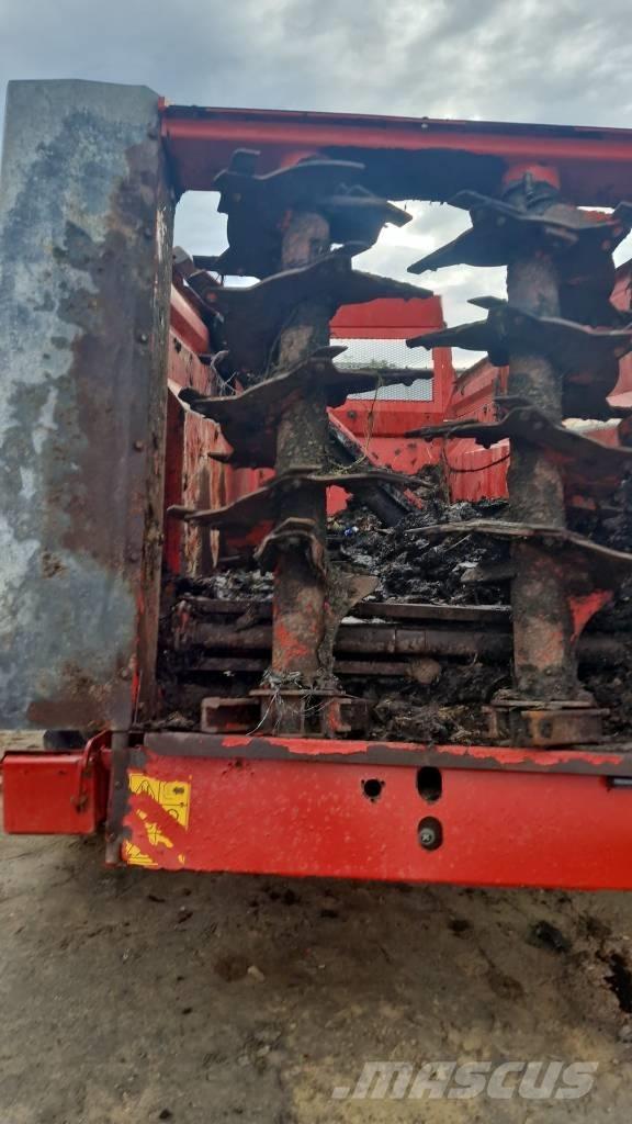 TEAGLE TITAN 9 Gübre dagitma tankerleri