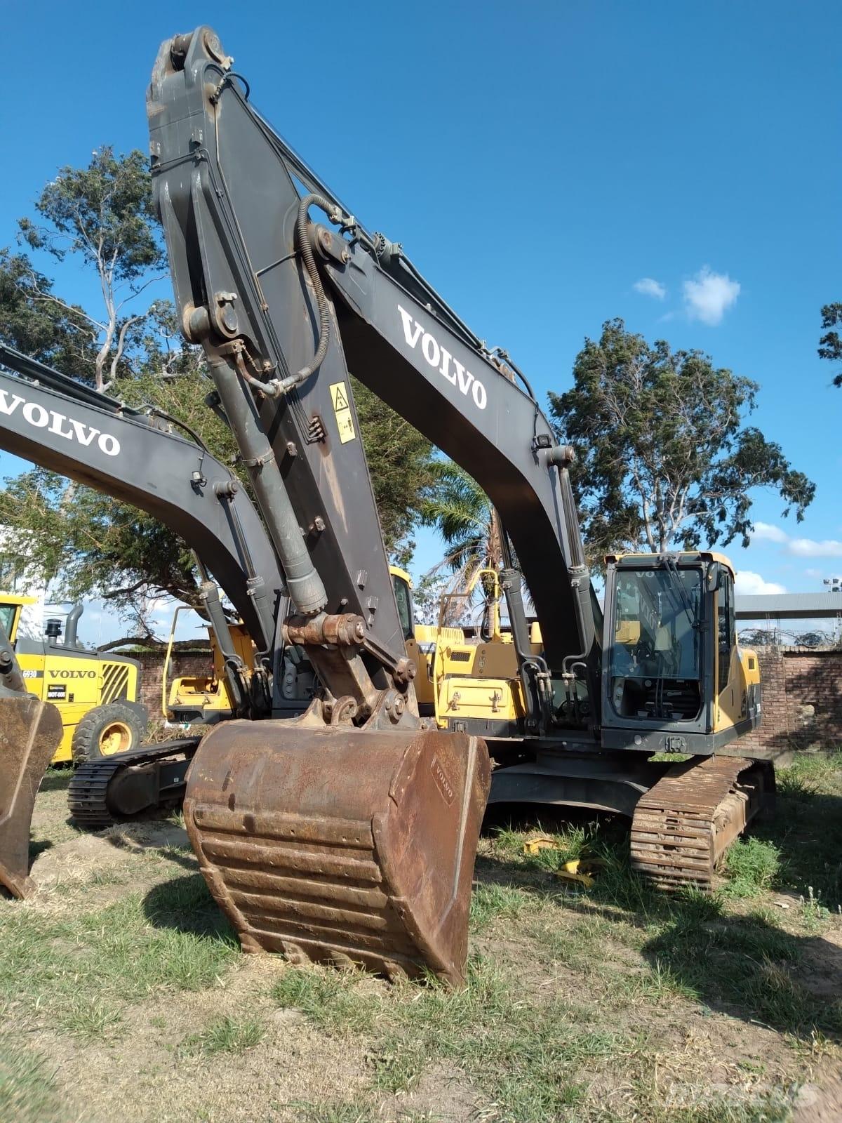 Volvo EC 250 D L Paletli ekskavatörler