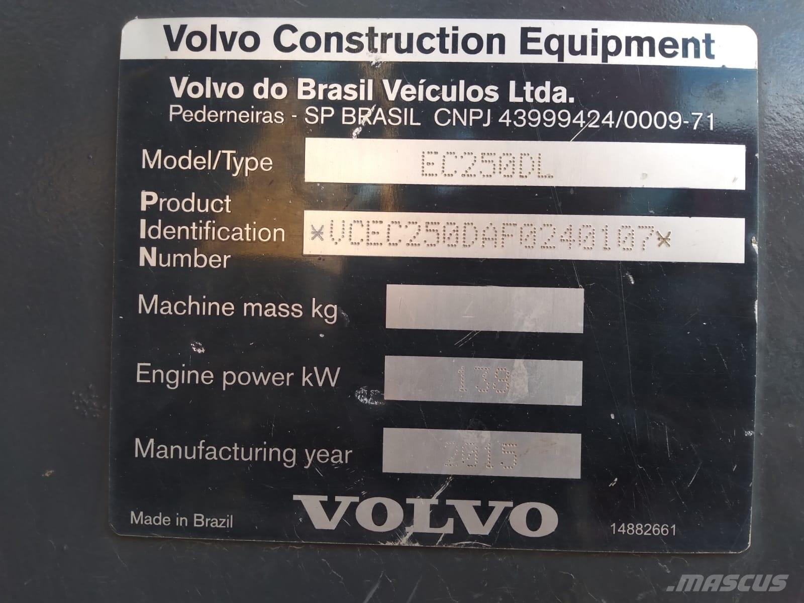 Volvo EC 250 D L Paletli ekskavatörler