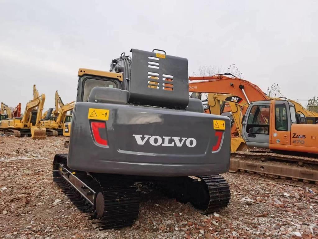 Volvo EC 210 Paletli ekskavatörler