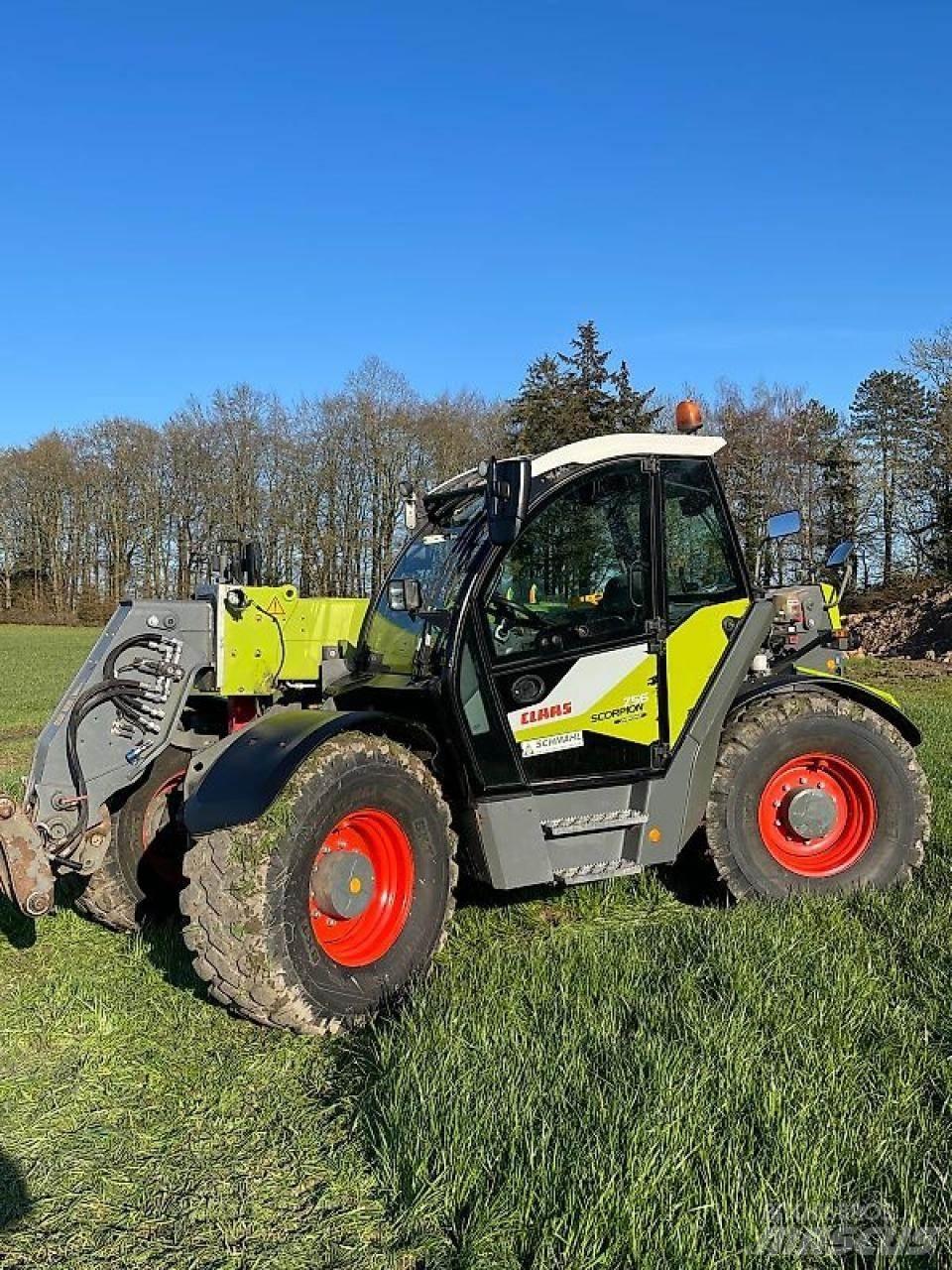CLAAS SCORPION 756 Teleskopik personel platformları