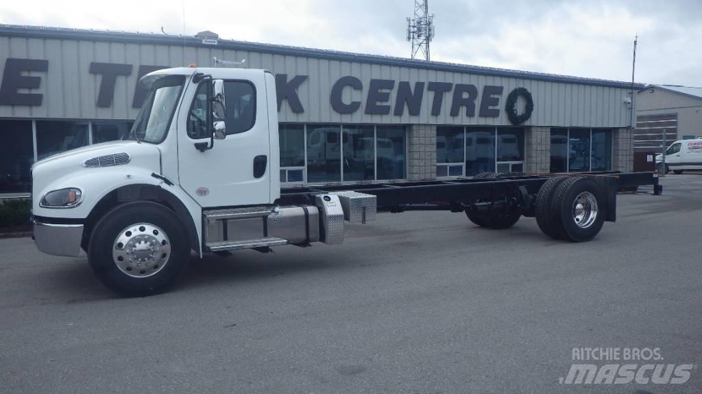 Freightliner M2 106 Çekiciler