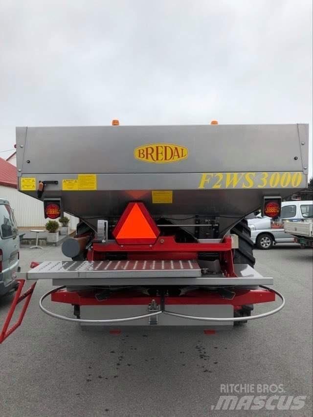 Bredal F2 WS 3000 Mineral gübre dagiticilar