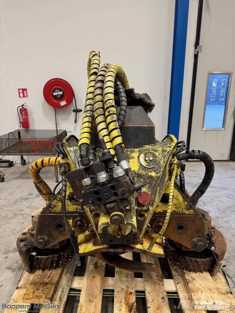 John Deere H480C Agaç kesme robotlari
