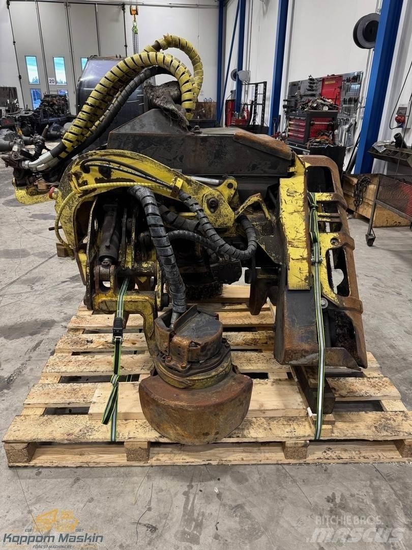 John Deere H480C Agaç kesme robotlari