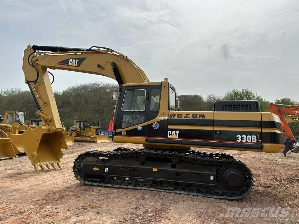 CAT 330 B Paletli ekskavatörler