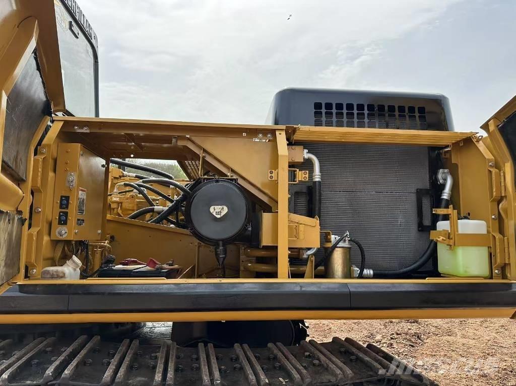 CAT 330 B Paletli ekskavatörler