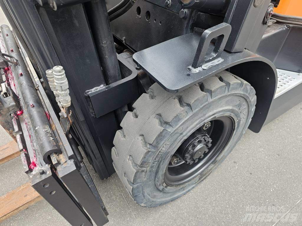Doosan D 25 G Dizel forkliftler