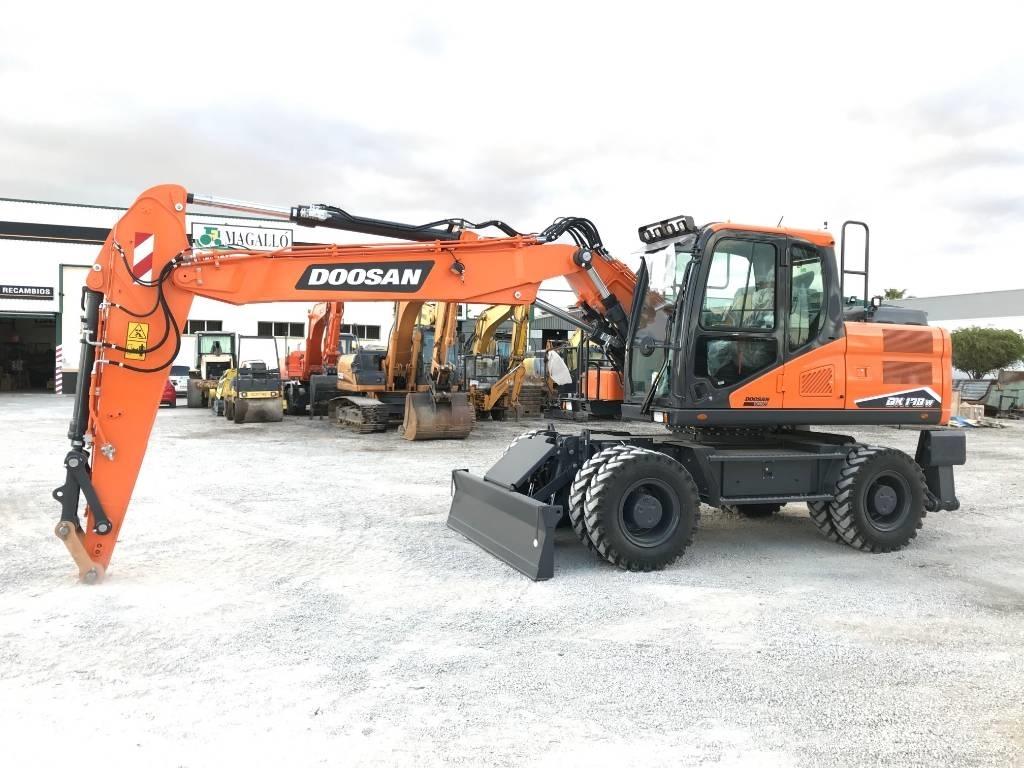 Develon DX 170 W-7 Lastik tekerli ekskavatörler
