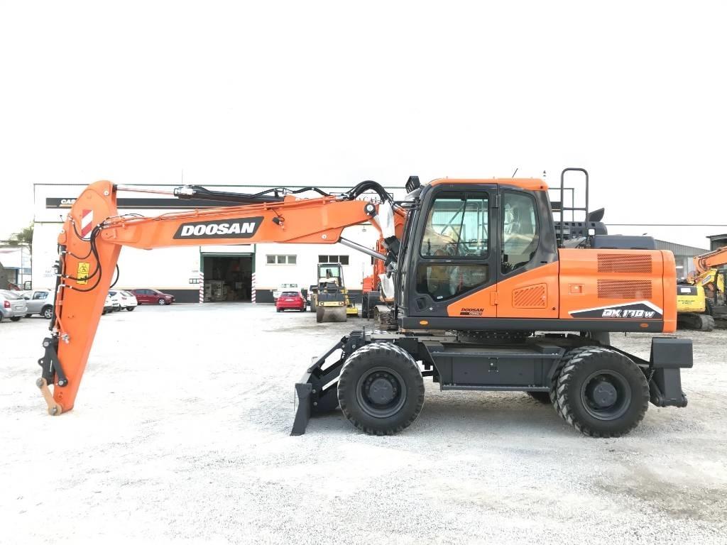 Develon DX 170 W-7 Lastik tekerli ekskavatörler