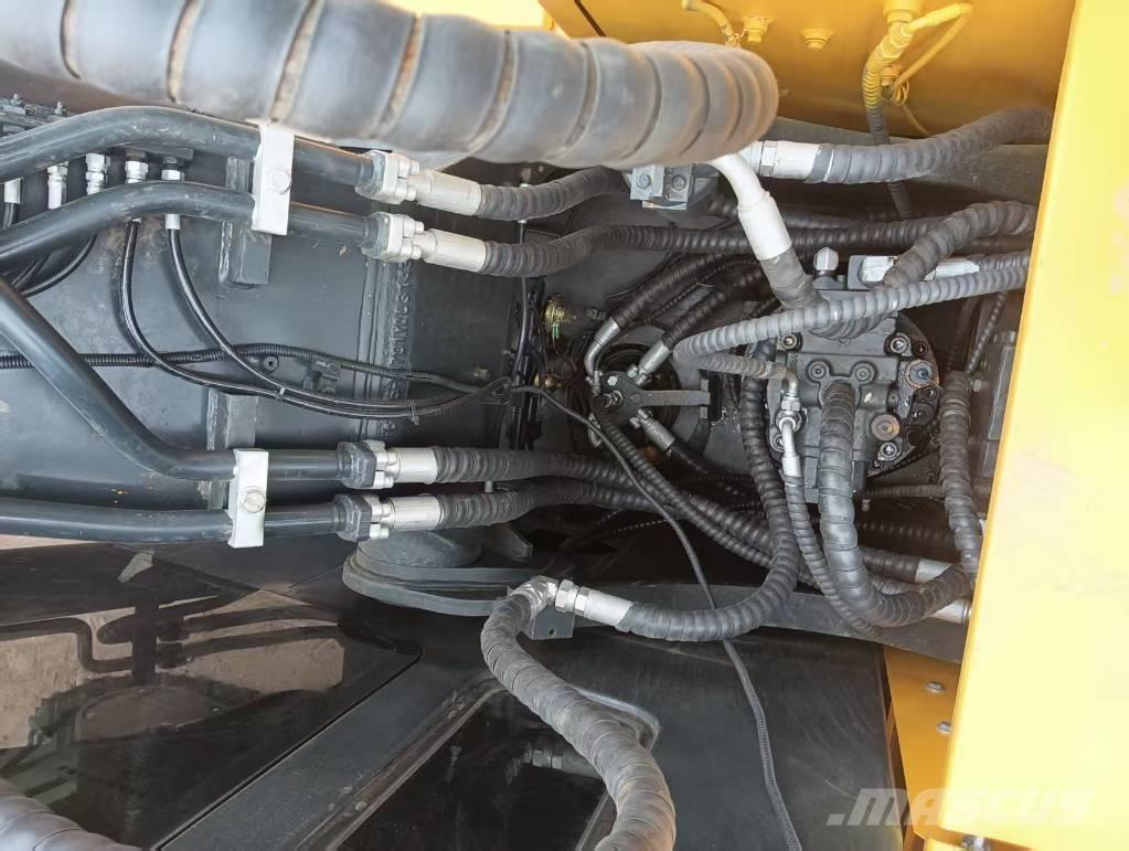 Hyundai 220 LC-9T Paletli ekskavatörler