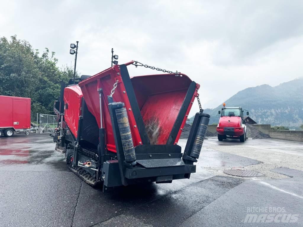 Bomag BF200C-2 Asfalt sericiler