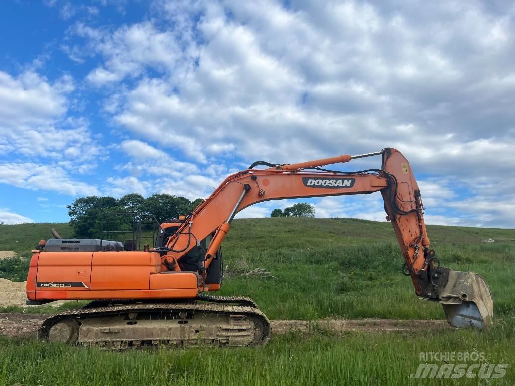 Doosan DX 300 LC Paletli ekskavatörler
