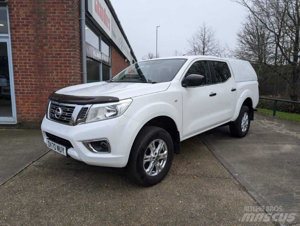 Nissan Navara Pikaplar