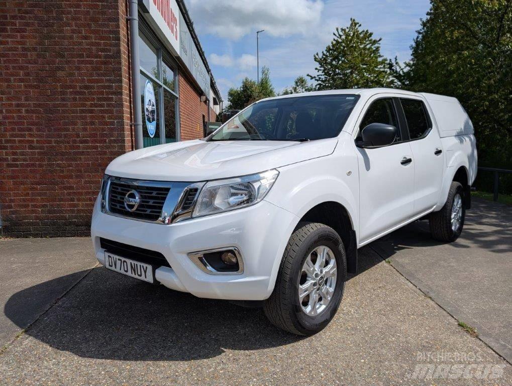 Nissan Navara Pikaplar
