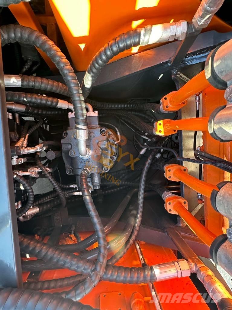 Doosan DX 225 LCA Paletli ekskavatörler