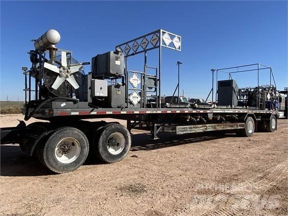 Great Dane  Low loader yari çekiciler