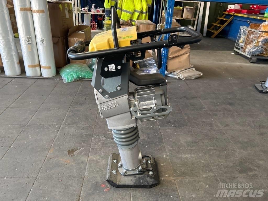 Wacker Neuson AS60e Sıkıştırma tokmakları