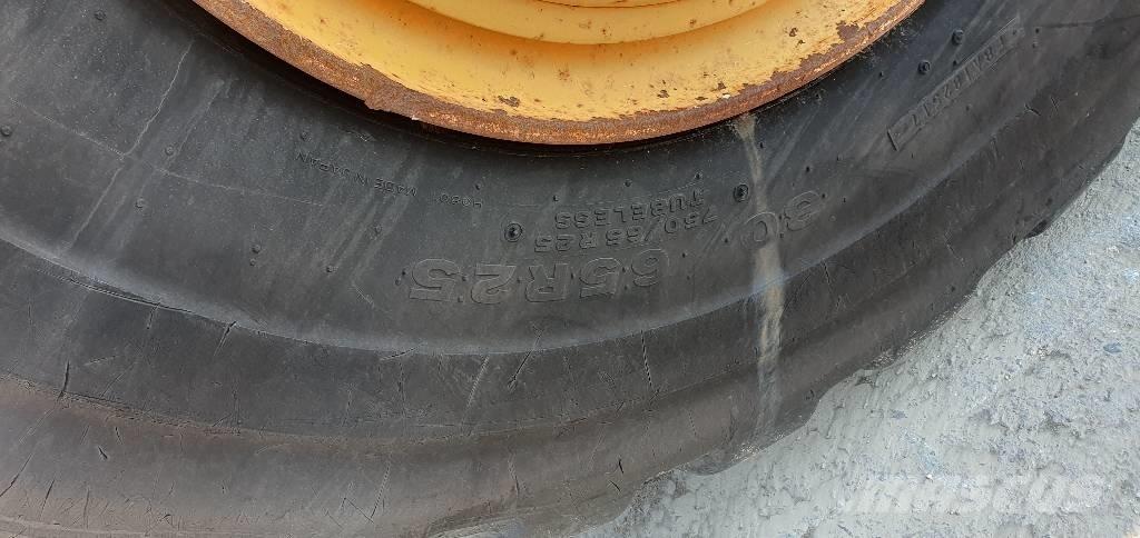 Volvo A 30 F Belden kirma kaya kamyonu