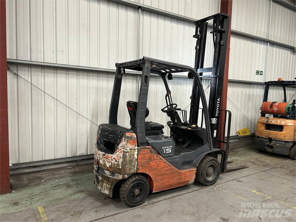 Toyota 02-8FDF15 Dizel forkliftler