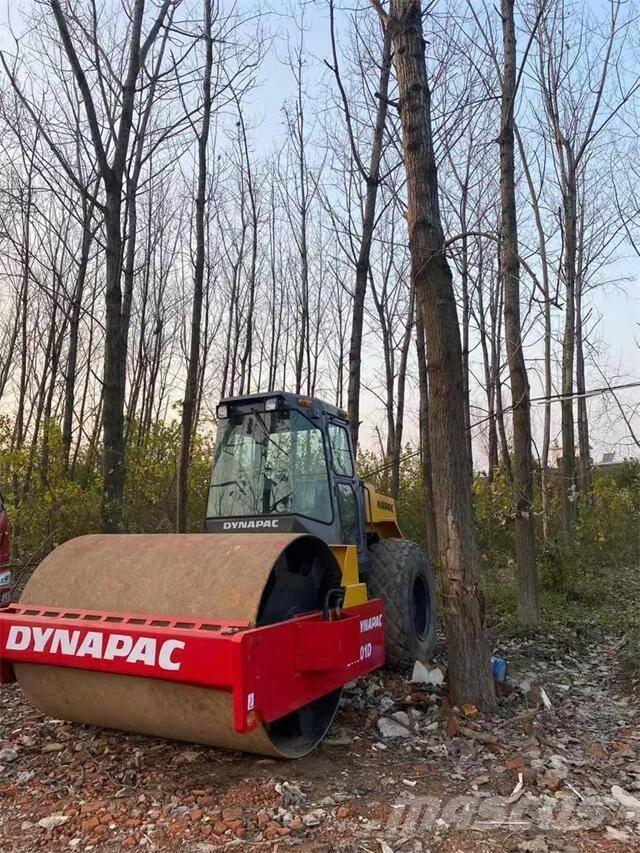 Dynapac CA301 Tek tamburlu silindirler