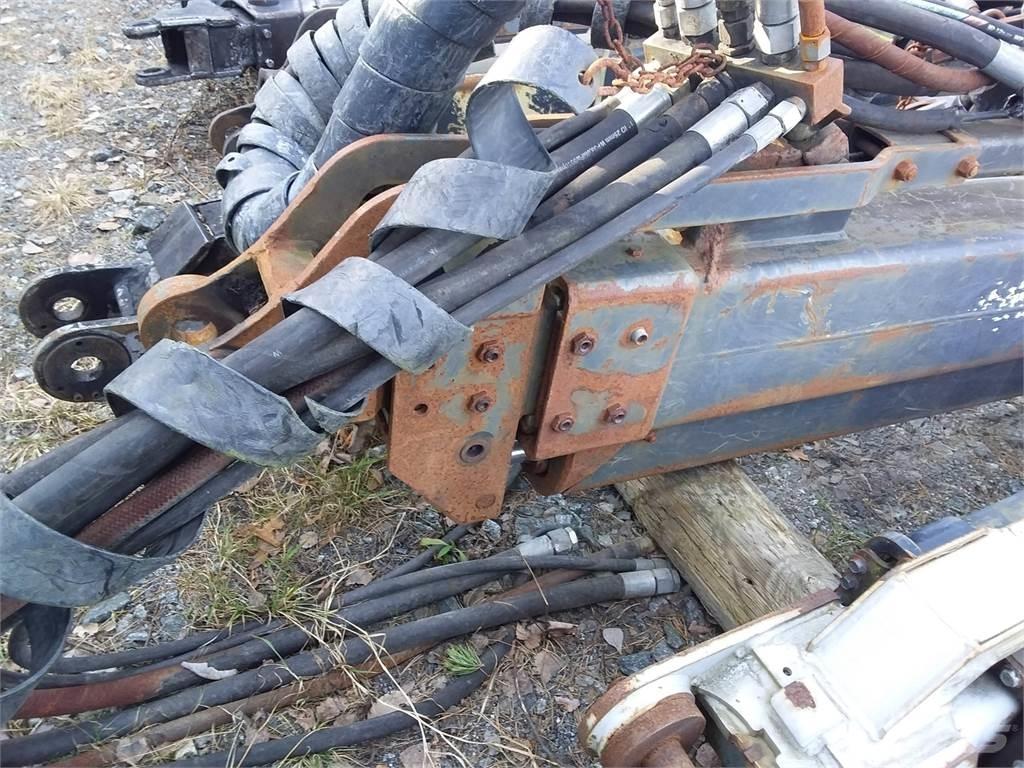 Loglift 210 Hasat vinçleri